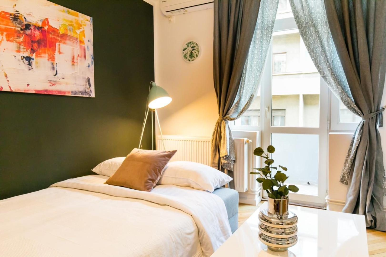 Heart Of The City - Cozy Apartments In Prime Location 布加勒斯特 客房 照片